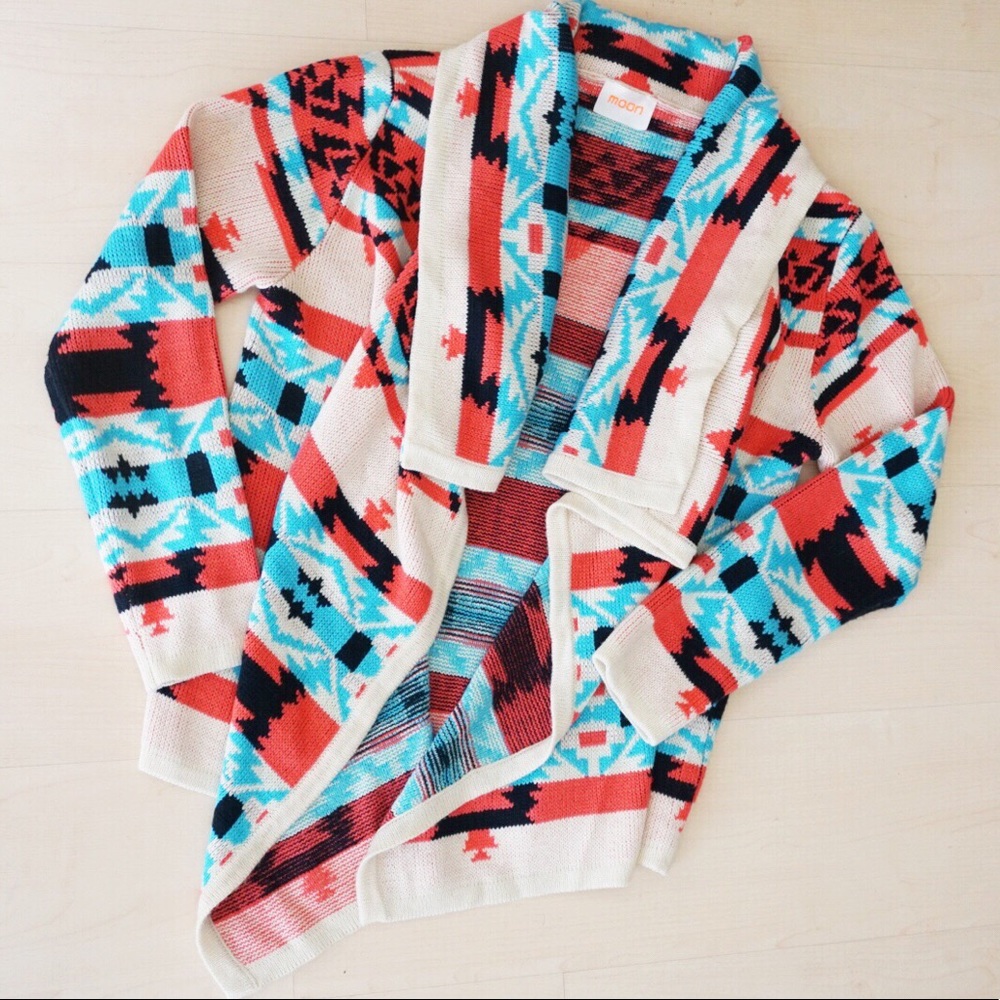 GEOMETRIC-PRINT KNIT CARDIGAN SWEATER